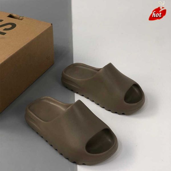 woman foam runner slides slippers sandals men women desert sand earth brown bone white resin foam runner slide outdoor slipper size 35-47 sl, Black
woman foam runner slides slippers sandals men women desert sand earth brown bone white resin foam runner slide outdoor slipper size 35-47 sl, Black