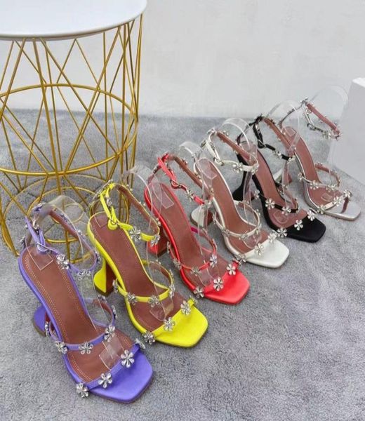 2022 women straps sandals fashion summer ladies flats beach slippers size 35417898103, Black
2022 women straps sandals fashion summer ladies flats beach slippers size 35417898103, Black