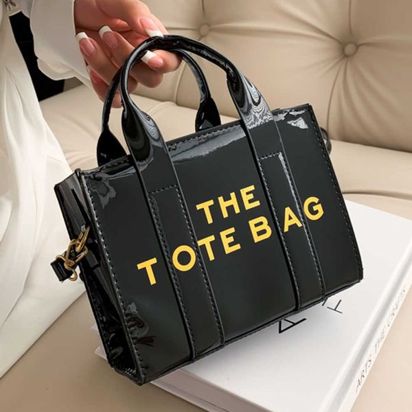 evening bags luxury designer brand ladies handbag the tote bags for women shoulder bag letter print pu lether pink handle crossbody bag j230
evening bags luxury designer brand ladies handbag the tote bags for women shoulder bag letter print pu lether pink handle crossbody bag j230