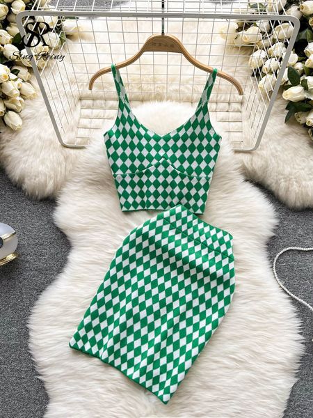 two piece dress singreiny knitted fashion plaid women sets summer sleeveless v neck elegant elastic waist mini skirt two piece set 230421, White
two piece dress singreiny knitted fashion plaid women sets summer sleeveless v neck elegant elastic waist mini skirt two piece set 230421, White