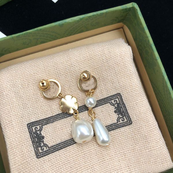 fashion charm stud earring wholesale luxury vintage hollow letter earrings personality party jewelry, Golden;silver
fashion charm stud earring wholesale luxury vintage hollow letter earrings personality party jewelry, Golden;silver