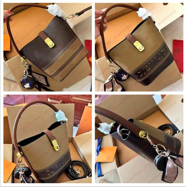 women bucket bag vintage handbag l shopping basket tote designer shoulder crossbody underarm bags monograms hasp wallet purse satchels dhgat
women bucket bag vintage handbag l shopping basket tote designer shoulder crossbody underarm bags monograms hasp wallet purse satchels dhgat