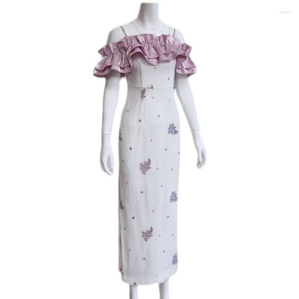 casual dresses decollete woman frilly ruffles slash neck spaghetti straps ankle length long maxi flower embroidery sequin dress party, Black;gray
casual dresses decollete woman frilly ruffles slash neck spaghetti straps ankle length long maxi flower embroidery sequin dress party, Black;gray