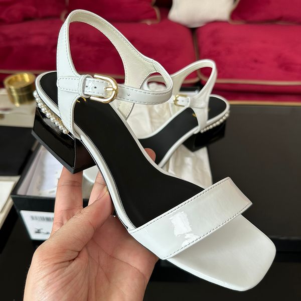 designer womens sandals low heel slippers pearl heel one line strap sandals leather casual shoes home outdoor beach shoe adjustable hardware, Black
designer womens sandals low heel slippers pearl heel one line strap sandals leather casual shoes home outdoor beach shoe adjustable hardware, Black