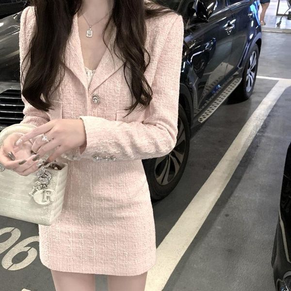 pants autumn new product small fragrance style ladies twopiece tweed longsleeved suit ladies short coat highwaisted skirt skirts, White
pants autumn new product small fragrance style ladies twopiece tweed longsleeved suit ladies short coat highwaisted skirt skirts, White