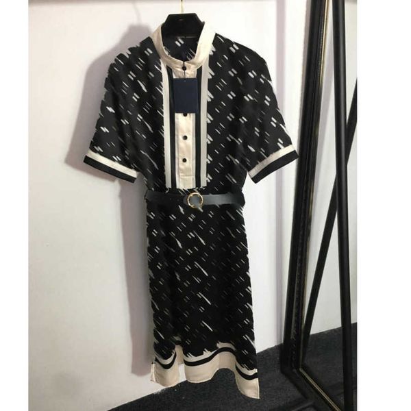 23ss women dress womens designer clothing summer dresses presbytery logo alphabet print belt tucked waist stand-up collar short-sleeved dres, Black;gray
23ss women dress womens designer clothing summer dresses presbytery logo alphabet print belt tucked waist stand-up collar short-sleeved dres, Black;gray