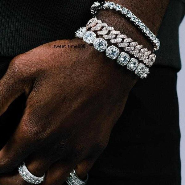 charm bracelets 12mm iced out wide miami cuban link chain bracelet 2 raw gold silver color cubic zirconia hip hop men jewelry, Golden;silver
charm bracelets 12mm iced out wide miami cuban link chain bracelet 2 raw gold silver color cubic zirconia hip hop men jewelry, Golden;silver