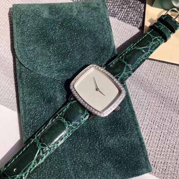 ladies watch women watch quartz movement watches leather strap montre de luxe wristwatch for waterproof retro green, Slivery;golden
ladies watch women watch quartz movement watches leather strap montre de luxe wristwatch for waterproof retro green, Slivery;golden