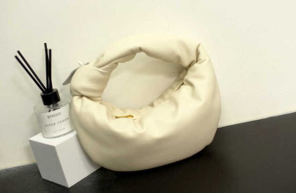 vneta winter puffer jodie abottegas totes small designer bag luxury cloud autumn bags soft cowhide knotting handba shoulder bags t yifqn
vneta winter puffer jodie abottegas totes small designer bag luxury cloud autumn bags soft cowhide knotting handba shoulder bags t yifqn