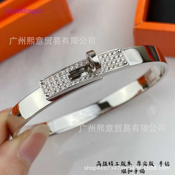 original bangle hermss v gold cnc precision kelys button h bracelet pig nose light luxury half diamond 18k rose has gbsc 1 with logo 3g3y, Black
original bangle hermss v gold cnc precision kelys button h bracelet pig nose light luxury half diamond 18k rose has gbsc 1 with logo 3g3y, Black