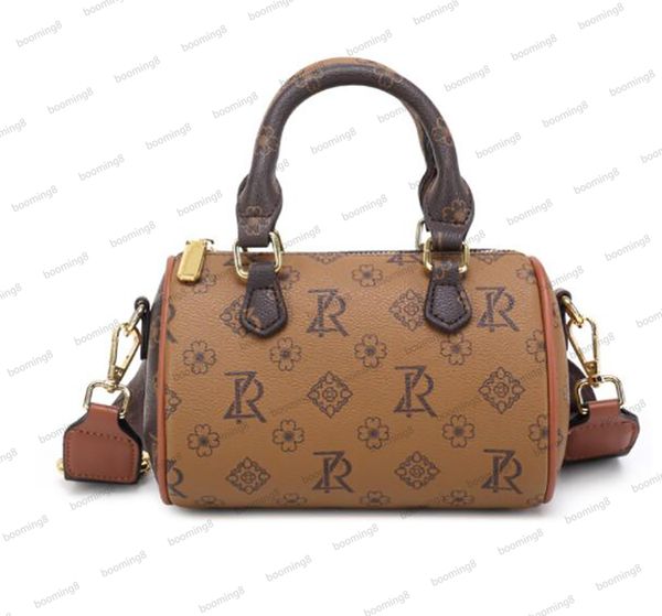 designer boston pillow bag 2023 new fashion mini old flower handheld one shoulder crossbody bag for women
designer boston pillow bag 2023 new fashion mini old flower handheld one shoulder crossbody bag for women