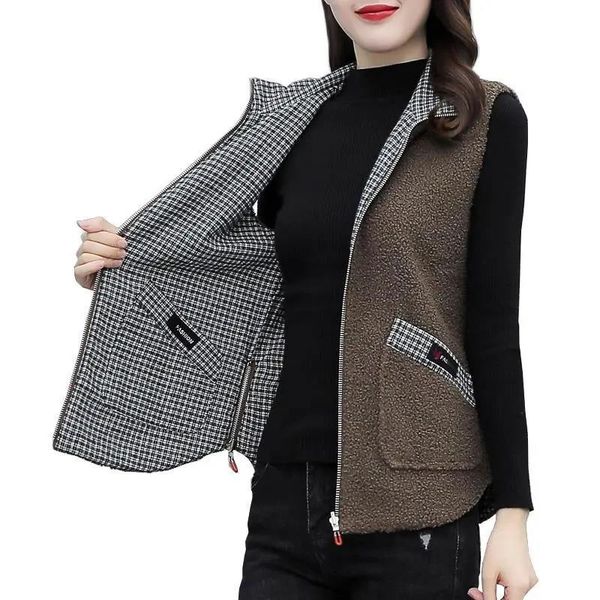 vests lamb cashmere vest women 2021 new spring autumn waistcoat outwear ladies short coat female doublesided waistcoat plaid jacket, Black;white 
vests lamb cashmere vest women 2021 new spring autumn waistcoat outwear ladies short coat female doublesided waistcoat plaid jacket, Black;white