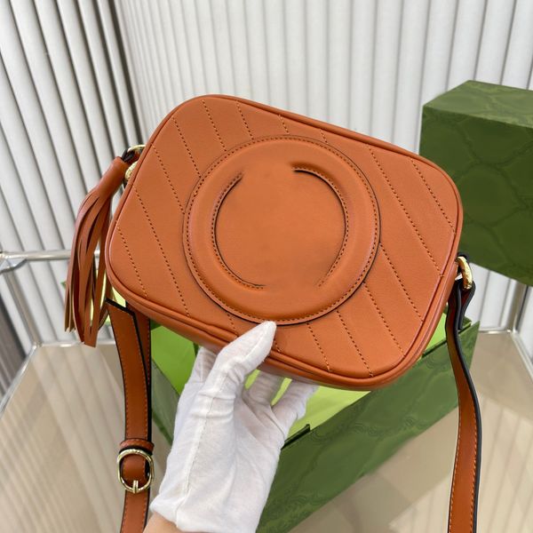 luxury designer bag camera cross body bag for women leather ladies shoulder bags versatile classic box various styles
luxury designer bag camera cross body bag for women leather ladies shoulder bags versatile classic box various styles
