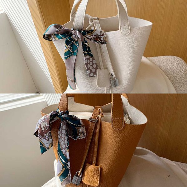 designer luxury women's handbag graffiti vegetable basket fashion versatile bucket bag silk scarf large capacity tide6rdc3nsf picotin
designer luxury women's handbag graffiti vegetable basket fashion versatile bucket bag silk scarf large capacity tide6rdc3nsf picotin