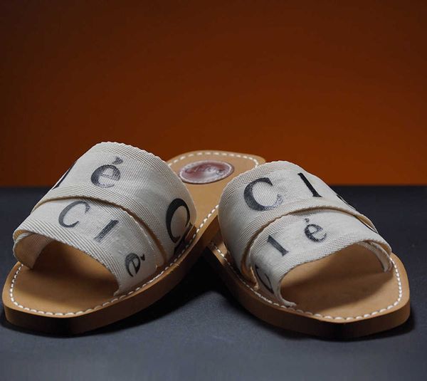 women's slippers sandals slider drag designer casual slippers flip-flops luxury slippers sandals indoor and outdoor shoes.667, Black
women's slippers sandals slider drag designer casual slippers flip-flops luxury slippers sandals indoor and outdoor shoes.667, Black