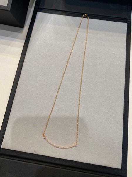designerv gold second generation diamond smile small necklace cnc hand inlaid rose tiffy smiling face clavicle chain, Black
designerv gold second generation diamond smile small necklace cnc hand inlaid rose tiffy smiling face clavicle chain, Black