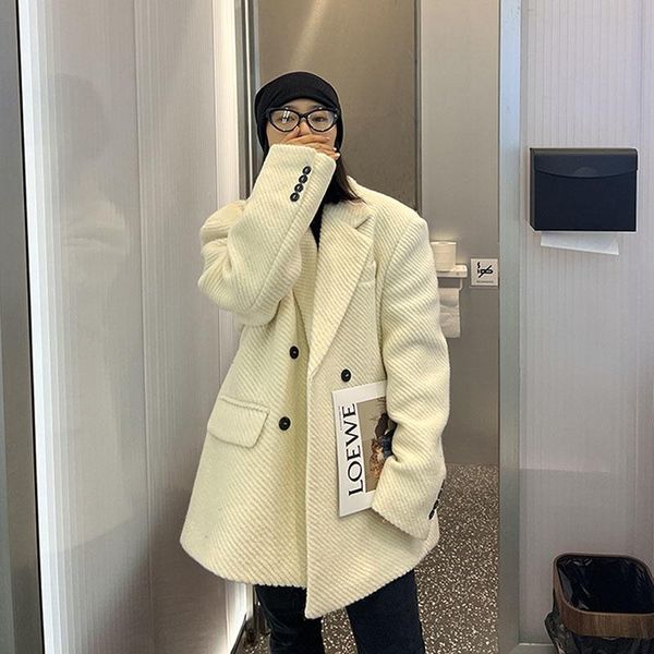 fur 2022 spring autumn white twill woolenclothes blazers coat casual notched collar long sleeve female woolen outwear, Black
fur 2022 spring autumn white twill woolenclothes blazers coat casual notched collar long sleeve female woolen outwear, Black