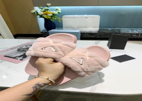 21 autumnwinter slippers slides embroidery logo decorative vamp 2 cm porous rubber sole tire convex size 35404227245, Black
21 autumnwinter slippers slides embroidery logo decorative vamp 2 cm porous rubber sole tire convex size 35404227245, Black
