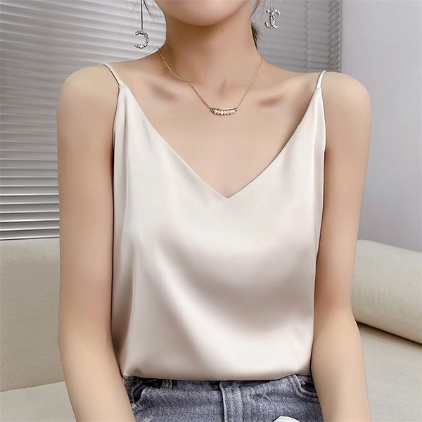 camisoles tanks summer shiny v neck women satin silk harajuku t shirt sleeveless fashion real silk woman tee casual female luxury 230421, Black;white
camisoles tanks summer shiny v neck women satin silk harajuku t shirt sleeveless fashion real silk woman tee casual female luxury 230421, Black;white