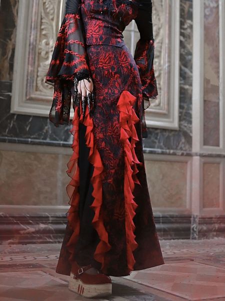 skirts blood supply original devil gothic rose print long punk girls xlong chiffon mesh patch trumpet red black summer 230420 
skirts blood supply original devil gothic rose print long punk girls xlong chiffon mesh patch trumpet red black summer 230420