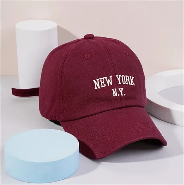 fashion sports embroidered cotton baseball cap - men and women alike, showing individuality, Blue;gray
fashion sports embroidered cotton baseball cap - men and women alike, showing individuality, Blue;gray