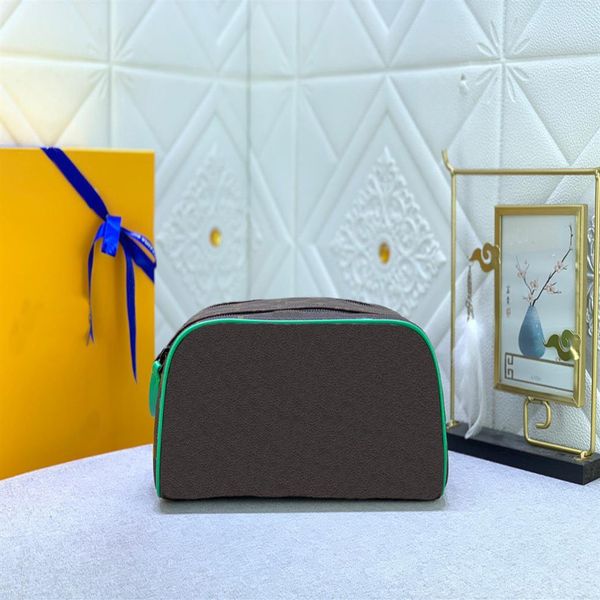 dopp kit toilet pouch cosmetic bags for women and men designer beauty case toiletry makeup bag wash bags3050
dopp kit toilet pouch cosmetic bags for women and men designer beauty case toiletry makeup bag wash bags3050