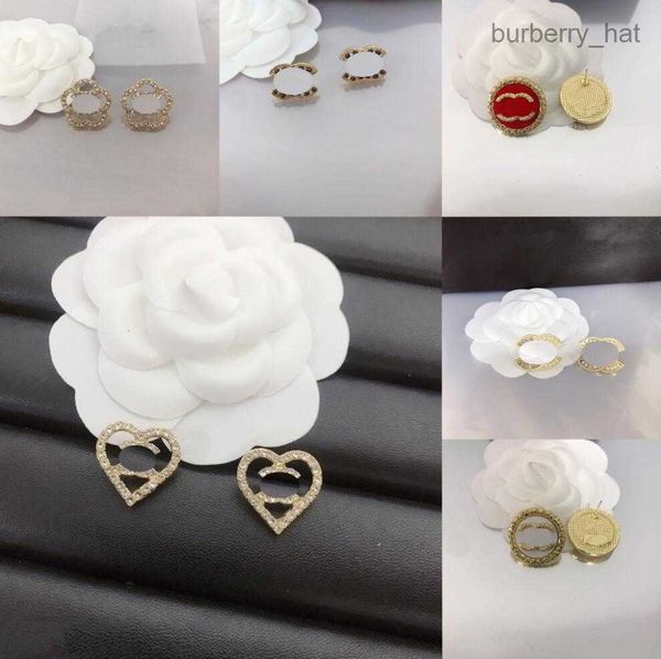 designer charm stud jewelry fashion womens pearl earring luxury plated silver crystal heart-shaped pendant ear stud women letter designers j, Golden;silver
designer charm stud jewelry fashion womens pearl earring luxury plated silver crystal heart-shaped pendant ear stud women letter designers j, Golden;silver