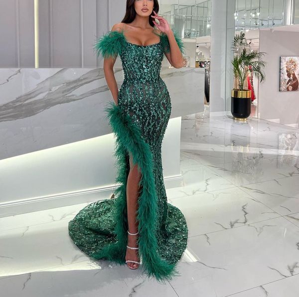 dark green mermaid evening dresses sleeveless bateau off shoulder applique sequins floor length side slit feather prom dress formal gown plu, Black;red
dark green mermaid evening dresses sleeveless bateau off shoulder applique sequins floor length side slit feather prom dress formal gown plu, Black;red