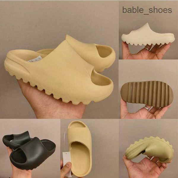 212kids shoes happy feet slippers children slides foam slippers boy gril beach sandals shoe toddler christmas runner black white green summe, Black;red
212kids shoes happy feet slippers children slides foam slippers boy gril beach sandals shoe toddler christmas runner black white green summe, Black;red