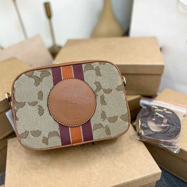 camera bag shoulder bag leather crossbody designer bags for women vintage color matching snapsluxurys handbags lady cross body purse 230424
camera bag shoulder bag leather crossbody designer bags for women vintage color matching snapsluxurys handbags lady cross body purse 230424