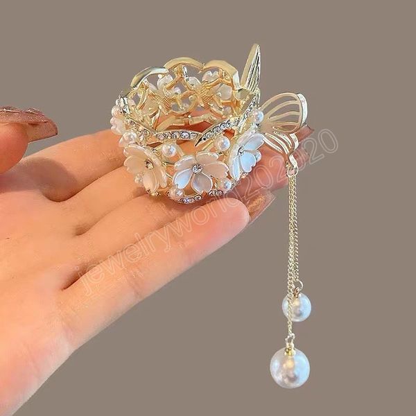 fashion rhinestone tassel pearl hair claws flowers hair clip women barrettes ponytail holder hairpins hair accessories gifts, Golden;silver
fashion rhinestone tassel pearl hair claws flowers hair clip women barrettes ponytail holder hairpins hair accessories gifts, Golden;silver