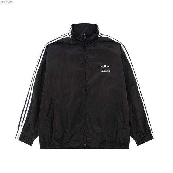 men's tracksuits plus size outerwear coats sizehoodies hoodies suit hooded casual fashion color stripe printing asian size wild breatha, White;black
men's tracksuits plus size outerwear coats sizehoodies hoodies suit hooded casual fashion color stripe printing asian size wild breatha, White;black