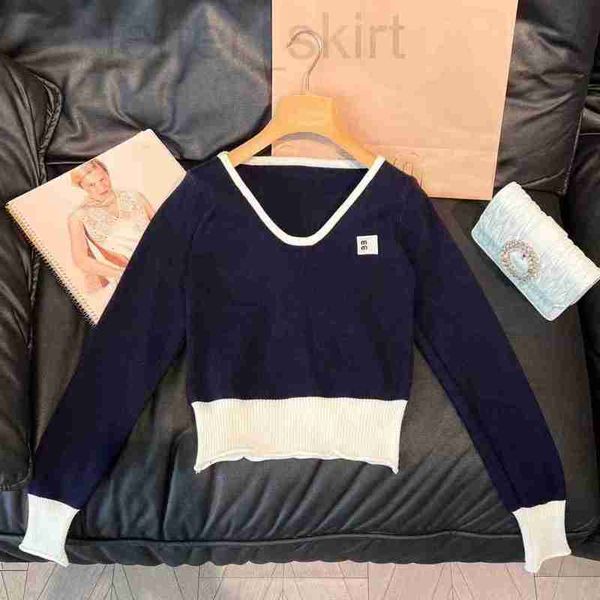 women's knits & tees designer sweet style long sleeve underlay 2023 early spring new letter embroidery large v-neck contrast fit short, White
women's knits & tees designer sweet style long sleeve underlay 2023 early spring new letter embroidery large v-neck contrast fit short, White