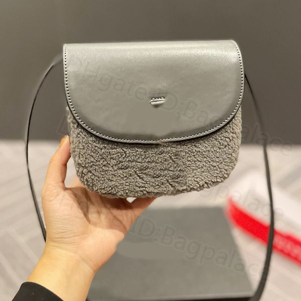 cute shoulder cross bags luxury designer underarm women body thread diamond lattice plain vintage genuine leather handbags flap envelope bag
cute shoulder cross bags luxury designer underarm women body thread diamond lattice plain vintage genuine leather handbags flap envelope bag