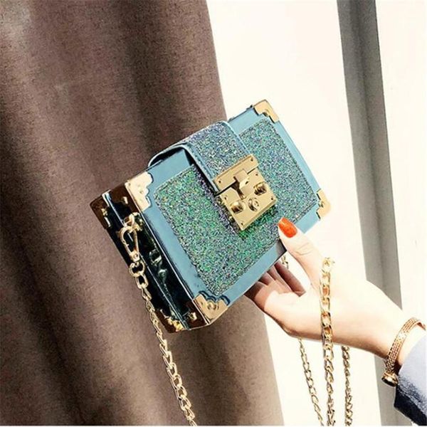 2021 new female bag korean fashion sequined small suitcase cool fashion one-shoulder messenger bag charming chain small square bag296d
2021 new female bag korean fashion sequined small suitcase cool fashion one-shoulder messenger bag charming chain small square bag296d