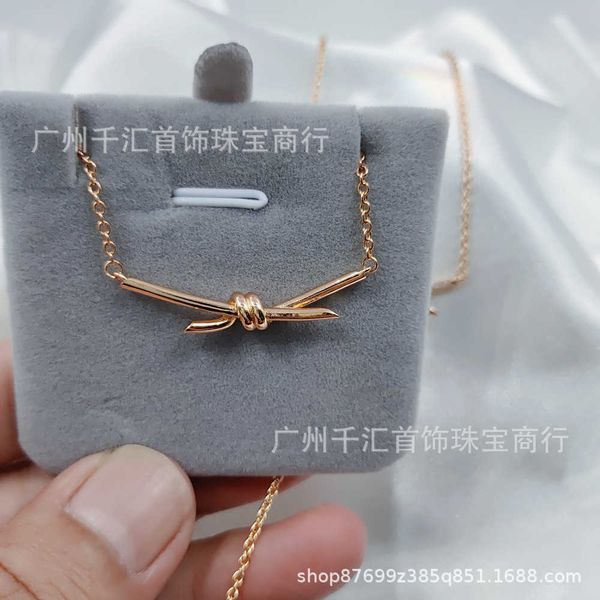 tiff's intertwined knot necklace of tiffy the same diamond encrusted cross bow collar chain gu ailing seiko version, Black
tiff's intertwined knot necklace of tiffy the same diamond encrusted cross bow collar chain gu ailing seiko version, Black