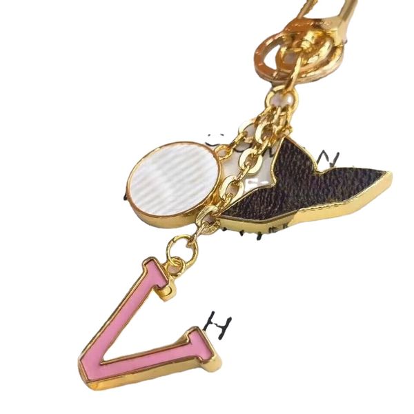 fashion brand keychain letter designer keychains metal keychain womens bag charm pendant auto parts, Silver
fashion brand keychain letter designer keychains metal keychain womens bag charm pendant auto parts, Silver
