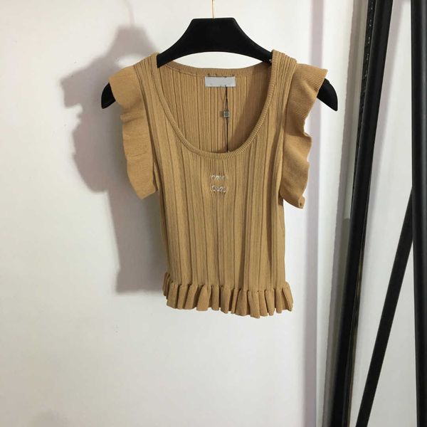 23ss tanks camis womens designer clothing vest camis tank knitted womens chest logo embroidery lotus leaf short sleeve knitted vest womens c, White
23ss tanks camis womens designer clothing vest camis tank knitted womens chest logo embroidery lotus leaf short sleeve knitted vest womens c, White