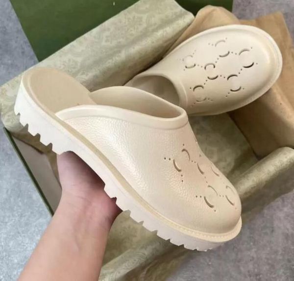 2023 hollow pattern sandals flat bottom slippers are anti-skid durable waterproof perforated designer sandals luxury platform slide, Black
2023 hollow pattern sandals flat bottom slippers are anti-skid durable waterproof perforated designer sandals luxury platform slide, Black