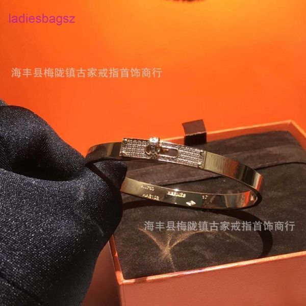 original bangle hermss high version h letter kelys half diamond bracelet plated 18k rose gold pig nose temperament couple has ior3 4 with lo, Golden;silver
original bangle hermss high version h letter kelys half diamond bracelet plated 18k rose gold pig nose temperament couple has ior3 4 with lo, Golden;silver