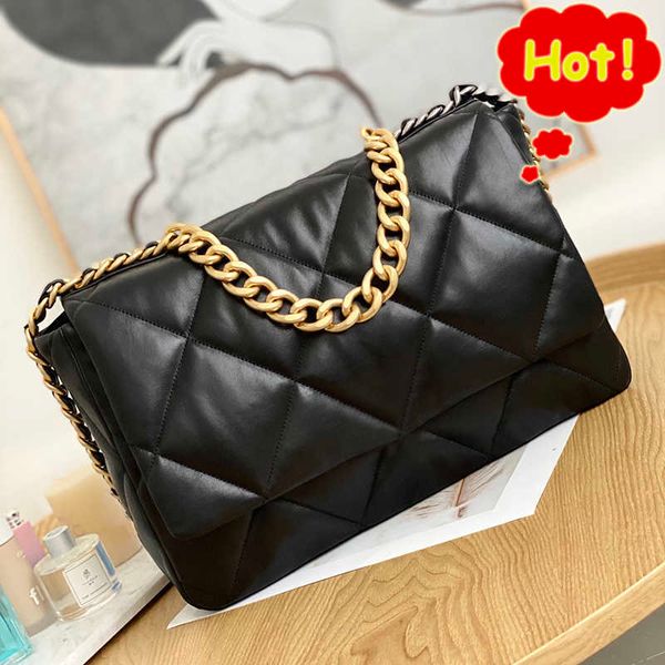 designer bags 30 cm chain flap quilted bag women calfskin caviar leather shoulder bags crossbody handbags purses tote lady clutch card holde
designer bags 30 cm chain flap quilted bag women calfskin caviar leather shoulder bags crossbody handbags purses tote lady clutch card holde
