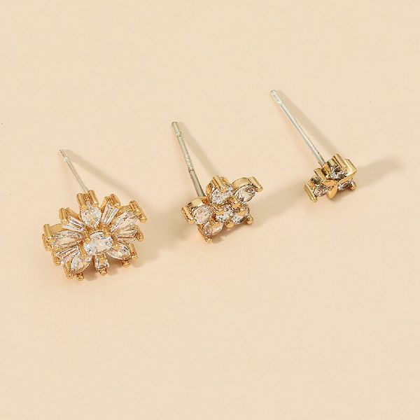 new simple stars small diamond ear clips leaves flowers sun flower geometric pearl zirconia no hole earrings set, Golden
new simple stars small diamond ear clips leaves flowers sun flower geometric pearl zirconia no hole earrings set, Golden