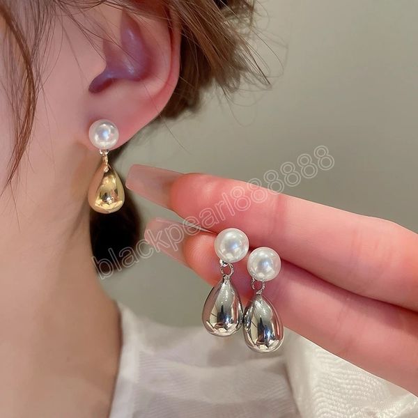 pearl circle metal dangle earrings for women personalized premium women gold plated earrings light luxury jewelry, Silver
pearl circle metal dangle earrings for women personalized premium women gold plated earrings light luxury jewelry, Silver