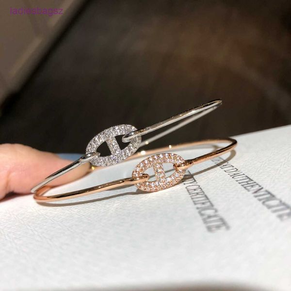 original edition hermss v gold cnc pig nose full diamond bracelet hand set 18k rose h home simple thin has logo rg9r, Black
original edition hermss v gold cnc pig nose full diamond bracelet hand set 18k rose h home simple thin has logo rg9r, Black