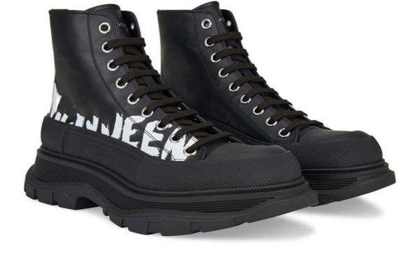 boots designers tread slick boots womens casual shoes platform ankle boot triple black canvas royal magnolia canvas luxurys mcquee8757475
boots designers tread slick boots womens casual shoes platform ankle boot triple black canvas royal magnolia canvas luxurys mcquee8757475
