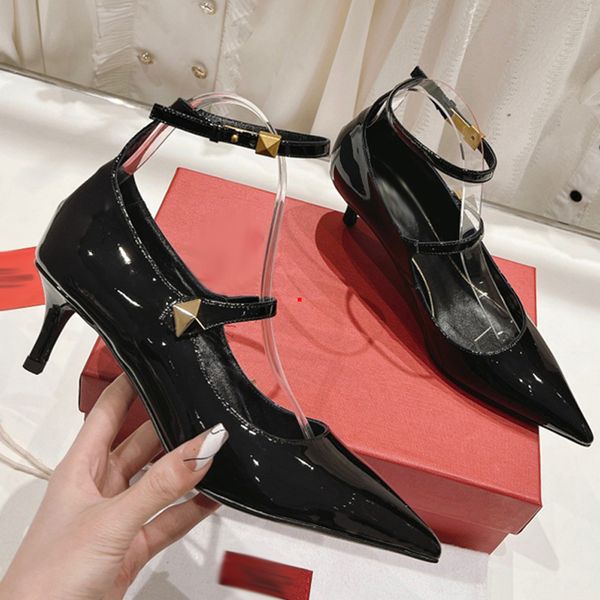 2023 classic brand high heels platform shoe pumps nude/black patent leather peep-toe women dress wedding sandals shoes size 35-40 -398
2023 classic brand high heels platform shoe pumps nude/black patent leather peep-toe women dress wedding sandals shoes size 35-40 -398