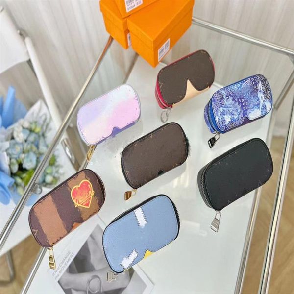 designer graffiti letter key wallet luxury brand gradual color chain clutch bags pencil bag glasses storage box classic wom270v, Red;blue
designer graffiti letter key wallet luxury brand gradual color chain clutch bags pencil bag glasses storage box classic wom270v, Red;blue