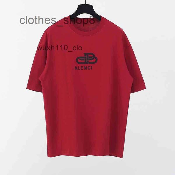 fashion couples balengs t shirts lock wine b red classic paris portrait hole loose short s onoc, White;black
fashion couples balengs t shirts lock wine b red classic paris portrait hole loose short s onoc, White;black