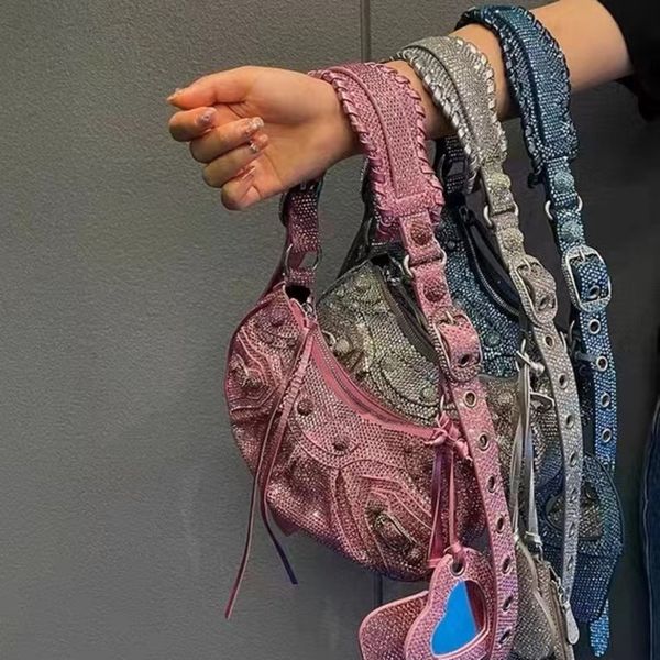 waist bags shiny luxury designer handbags for women shoulder d handmade party evening women s crossbody 230420
waist bags shiny luxury designer handbags for women shoulder d handmade party evening women s crossbody 230420