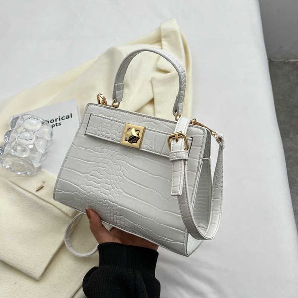 evening bags odile pattern square tote bag 2022 new pu leather women's designer handbag luxury brand shoulder messenger bag j230420
evening bags odile pattern square tote bag 2022 new pu leather women's designer handbag luxury brand shoulder messenger bag j230420
